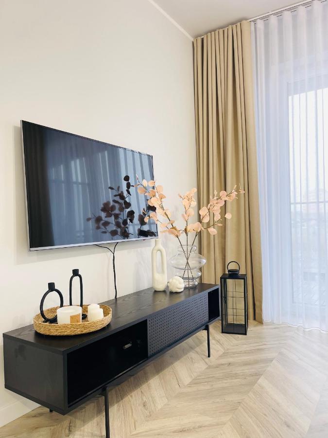 Apartment Apartcentrum-charlotte -parking-air Conditioning *