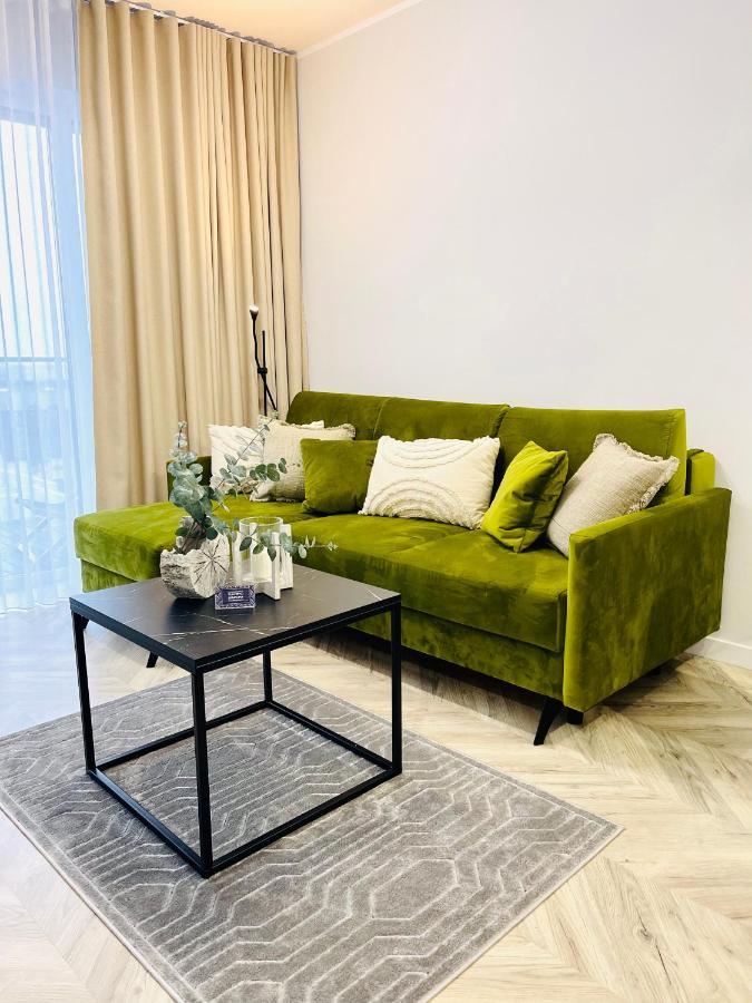 Apartcentrum-charlotte -parking-air Conditioning Boleslawiec (Lower Silesia)